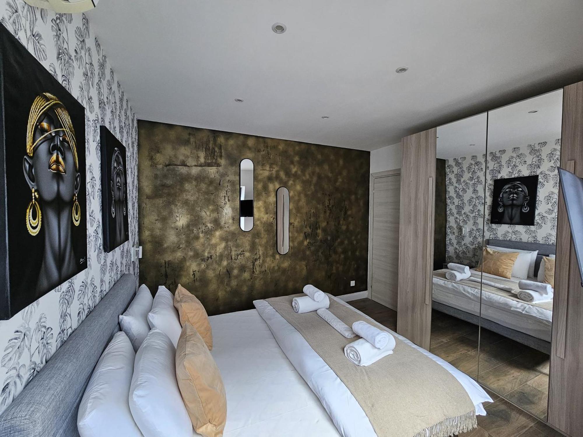 Korzo Suites Sliema III Luaran gambar
