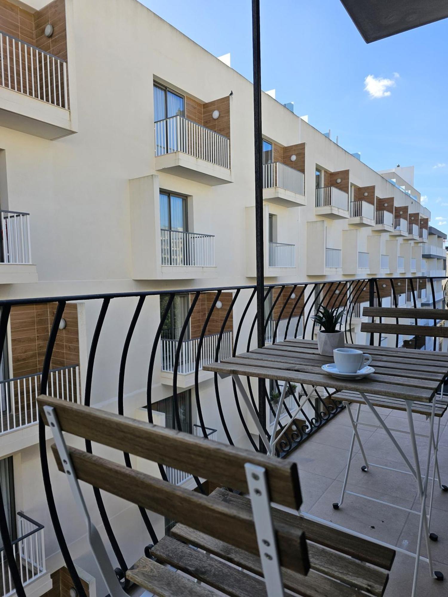 Korzo Suites Sliema III Luaran gambar