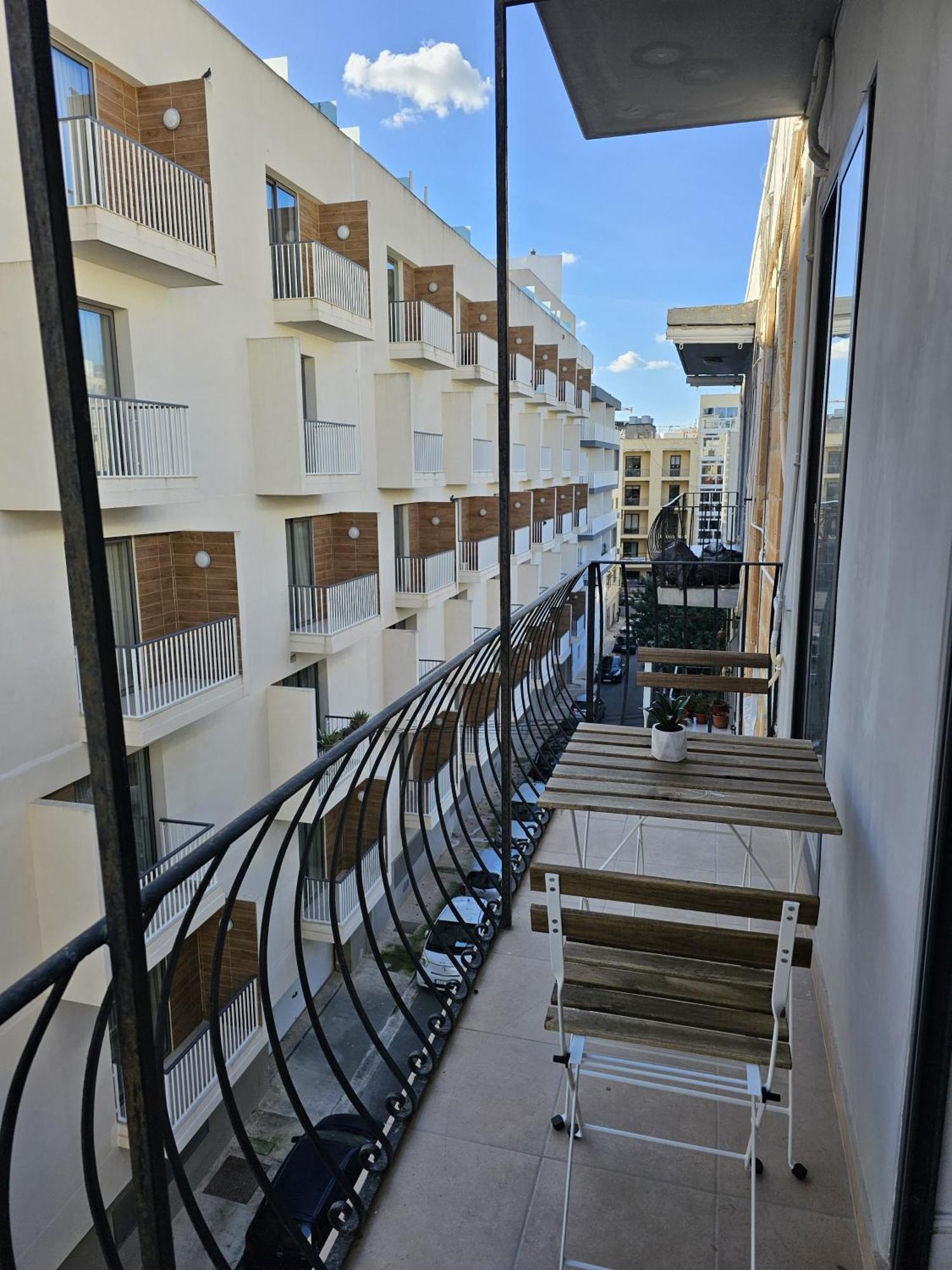Korzo Suites Sliema III Luaran gambar